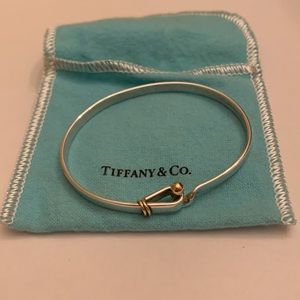 Tiffany&Co. Hook and Eye Bangle